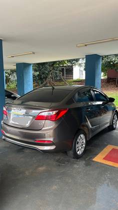 HYUNDAI HB20S 1.6 COMFORT PLUS 16V FLEX 4P MANUAL